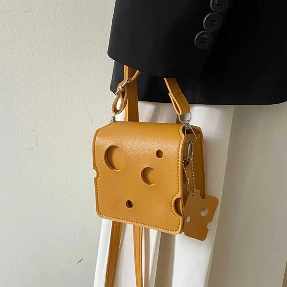 Damen Dreieckige und Quadratische Käseförmige Mini PU Ledertaschen Süße Kopfhörer Lippenstift Geldbörsen Handtaschen Umhängetasche_voghion.com