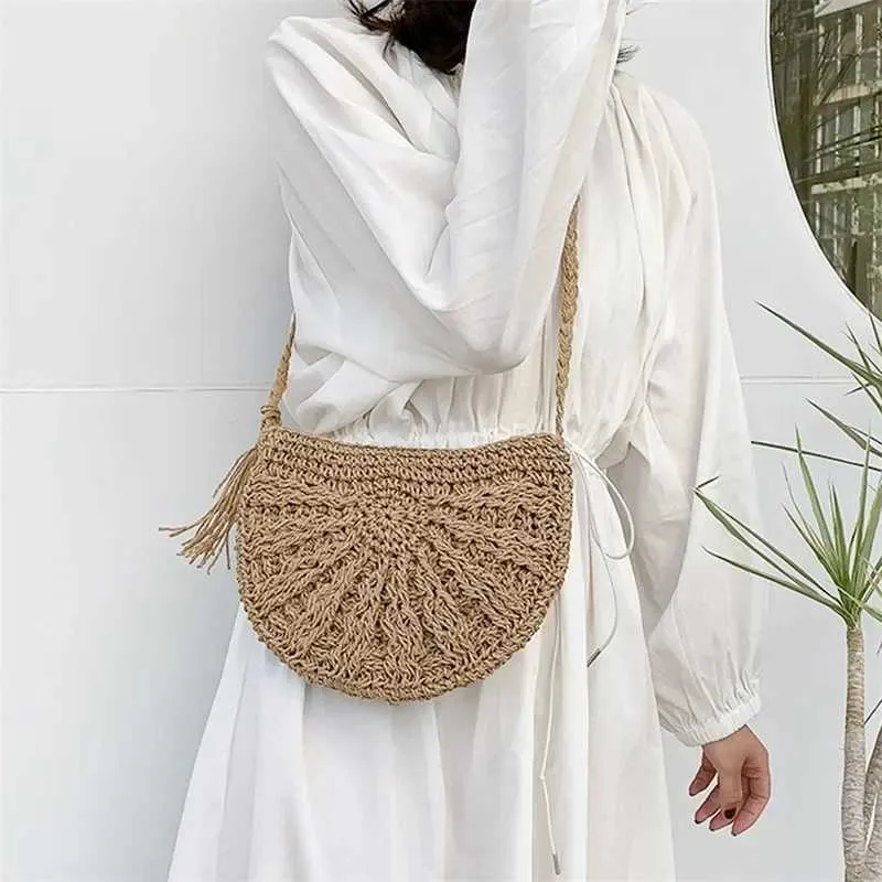 Woven Straw Crossbody Bag For Women Bohemian Summer Beach Style_voghion.com