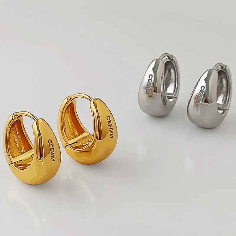 Orecchini di design per Sterg Sier Hoop Stud Fashion color oro per donne, feste e matrimoni._voghion.com
