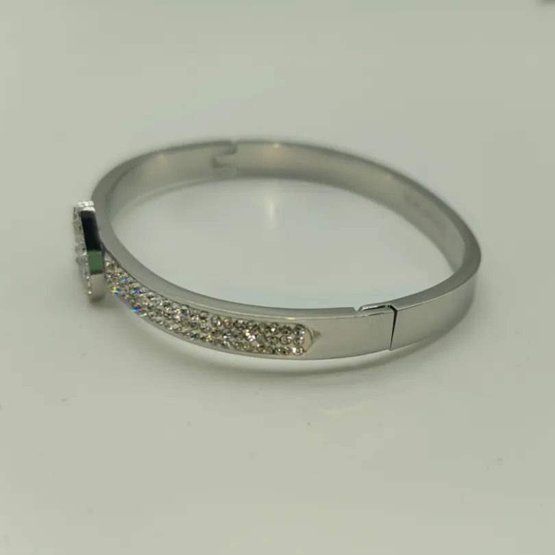 Klassischer Armreif Für Damen Silberbeschichteter Edelstahl_voghion.com