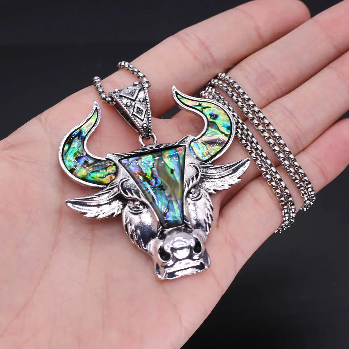 Kedjor Naturlig Abalone Shell Patchwork Legering Demon Fårhuvud Ko Hänge Halsband Utsökta Smycken Gåva För Män Kvinnor_voghion.com