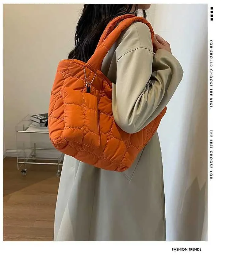 Mode Gesteppte Stickerei Thread Handtasche Leichte Puffy Top-Griff Große Kapazität Damen Kleine Einkaufstasche mit Mini_voghion.com