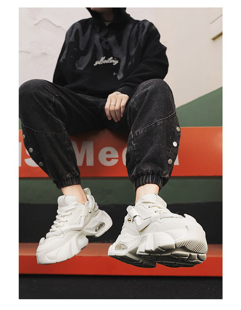 2024 Malé bílé boty Black Knight Nové boty s větruodolnou silnou podrážkou Inner Elevation Casual Work Daddy Shoes_voghion.com