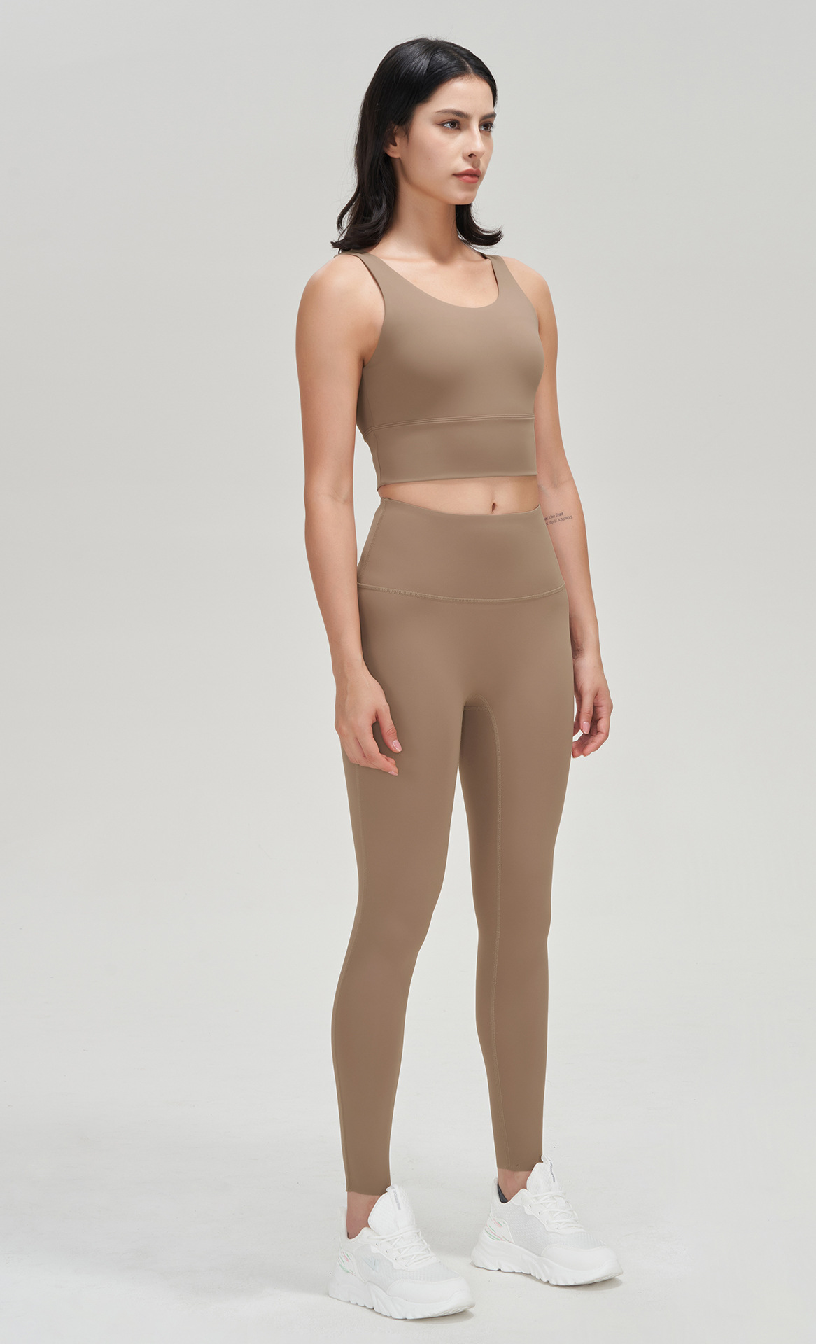 Lycra Yoga Deep V Backless European And American Style Sports Bra Fitness High Neck Vest With Chest Pads For Women_voghion.com