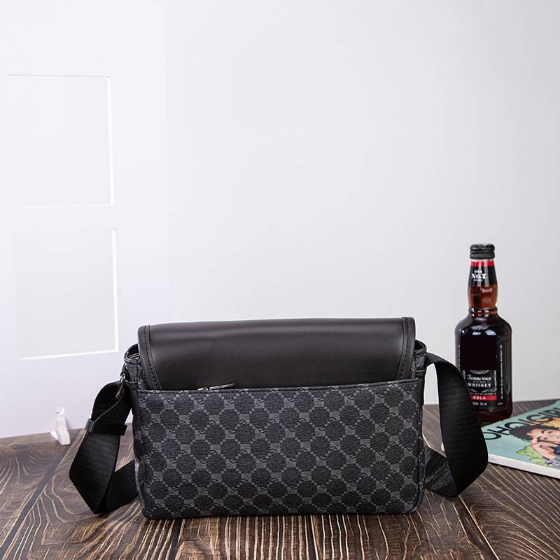 Nuova borsa a tracolla da uomo, casual, versatile, impermeabile, resistente all'usura, grande capacità, borsa a tracolla scozzese, borsa portaoggetti da uomo_voghion.com