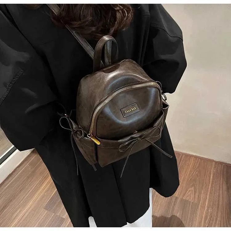 Retro Pu Rucksack Frauen Casual Solide Leder Kleine Schulter Taschen Große Kapazität Täglichen Pendeln Tragbare Packs Dame Griff_voghion.com