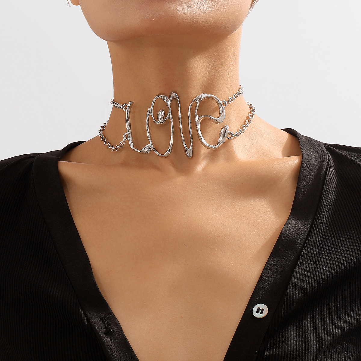 N10811 Joyería transfronteriza europea y americana ZA Collar con letras exageradas, estilo retro, estilo hip hop._voghion.com