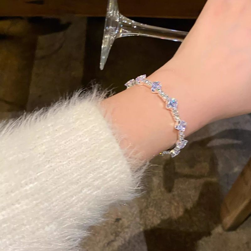 Store Hot Sale Zircon Light Bracelet With Exquisite Charm, Small , Minimalist Design, High End Opening, 【 】_voghion.com