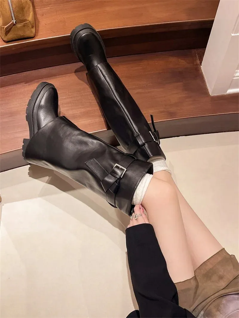 Design Sense Lång tub Tjocksulad Knight Fashion Retro Executive Pants Boots 240930_voghion.com