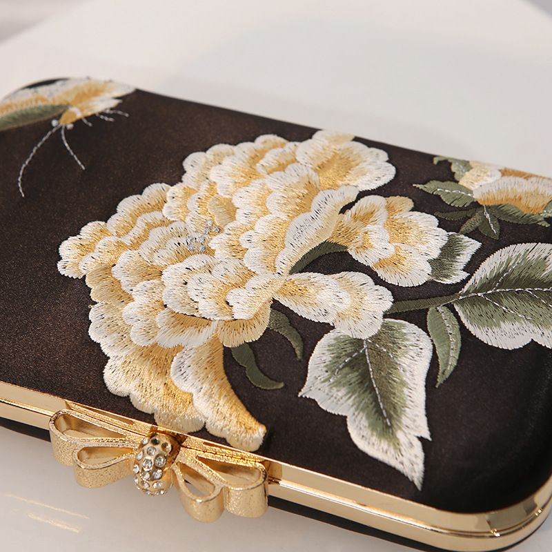 Nouveau dîner brodé style chinois cheongsam avec robe de soirée pour femme papillon wer pochette drapeau_voghion.com
