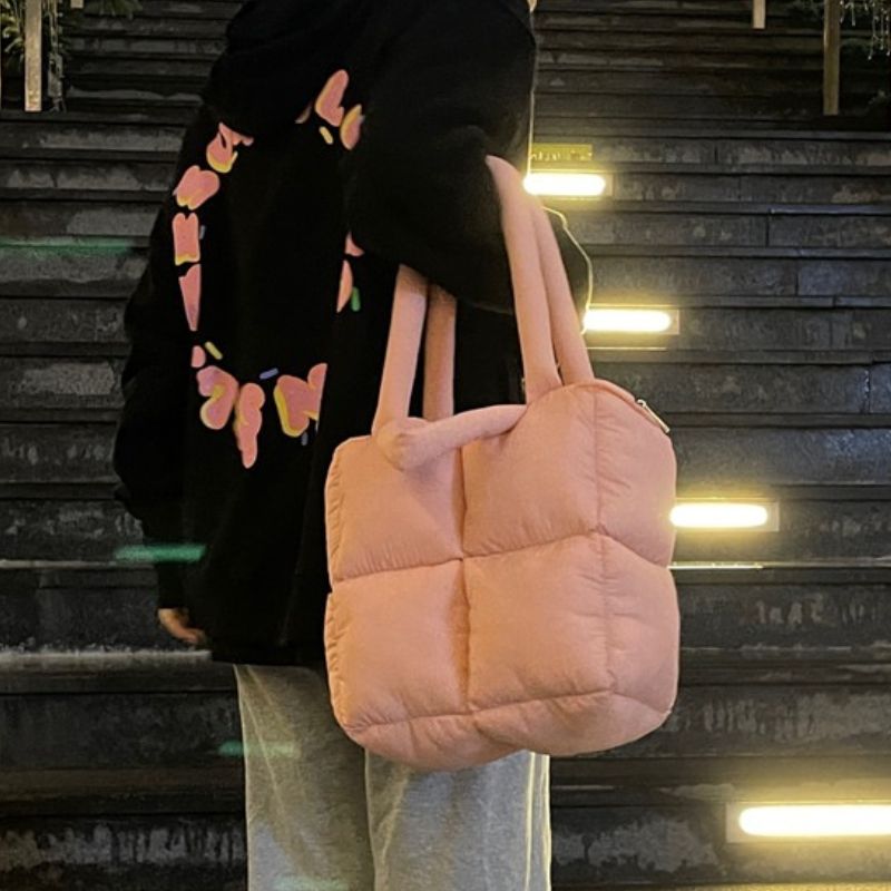 Designer Puffy Umhängetasche Damen Gesteppte Space Baumwolle Daunenfeder Gepolsterte Handtasche mit großer Kapazität_voghion.com
