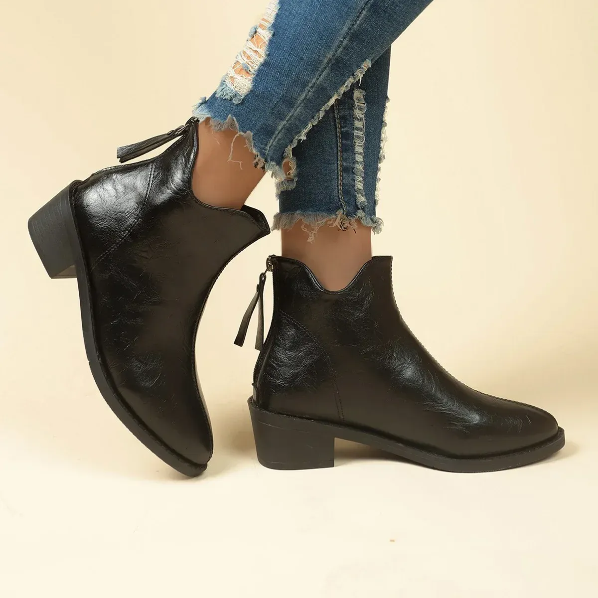 Mulheres salto médio tornozelo tendência design robusto pontudo inverno gladiador botas femininas zíper bombas botas mujer 202_voghion.com