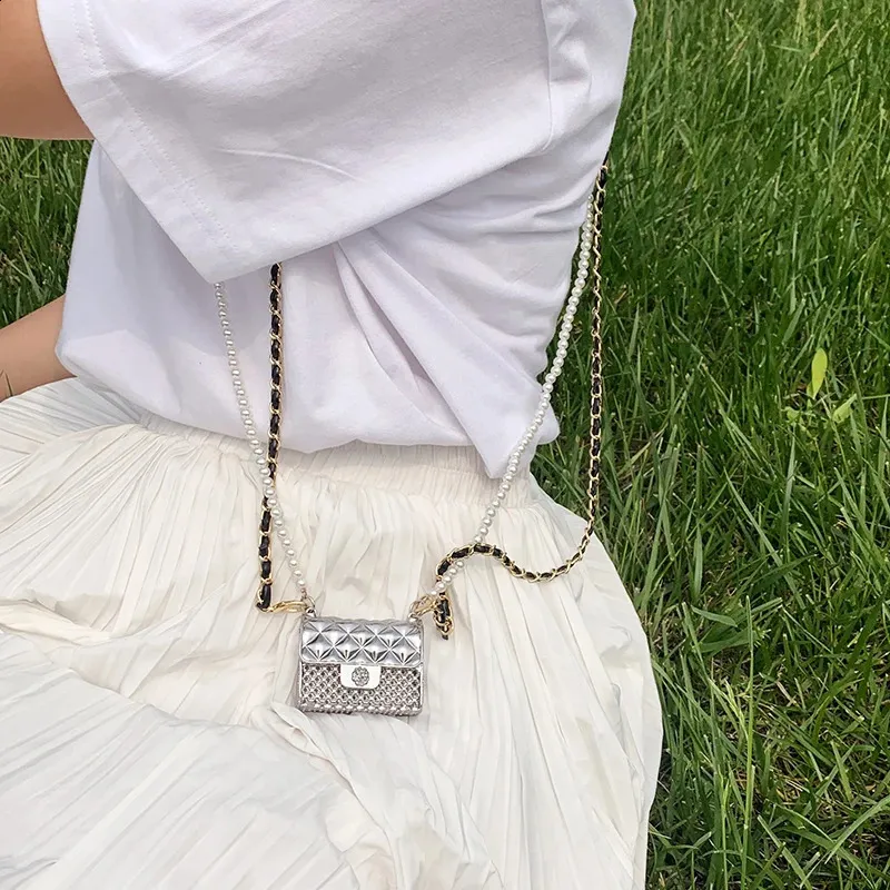 Super Mini Metal Crossbody Bags For Women Fashion Trendy Beading Female Chain Shoulder Handbags 240725_voghion.com