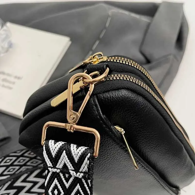 Elegant Crossbody Shoulder Bag For Women Versatile Pu Square Bag_voghion.com