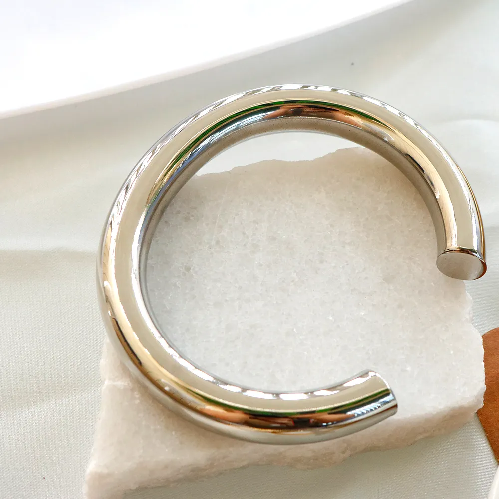 Braccialetto a tubo spesso per donna Bracciale a polsino in acciaio inossidabile Hiphop Cavo placcato oro Moda all'ingrosso Gioielli Pulseras_voghion.com