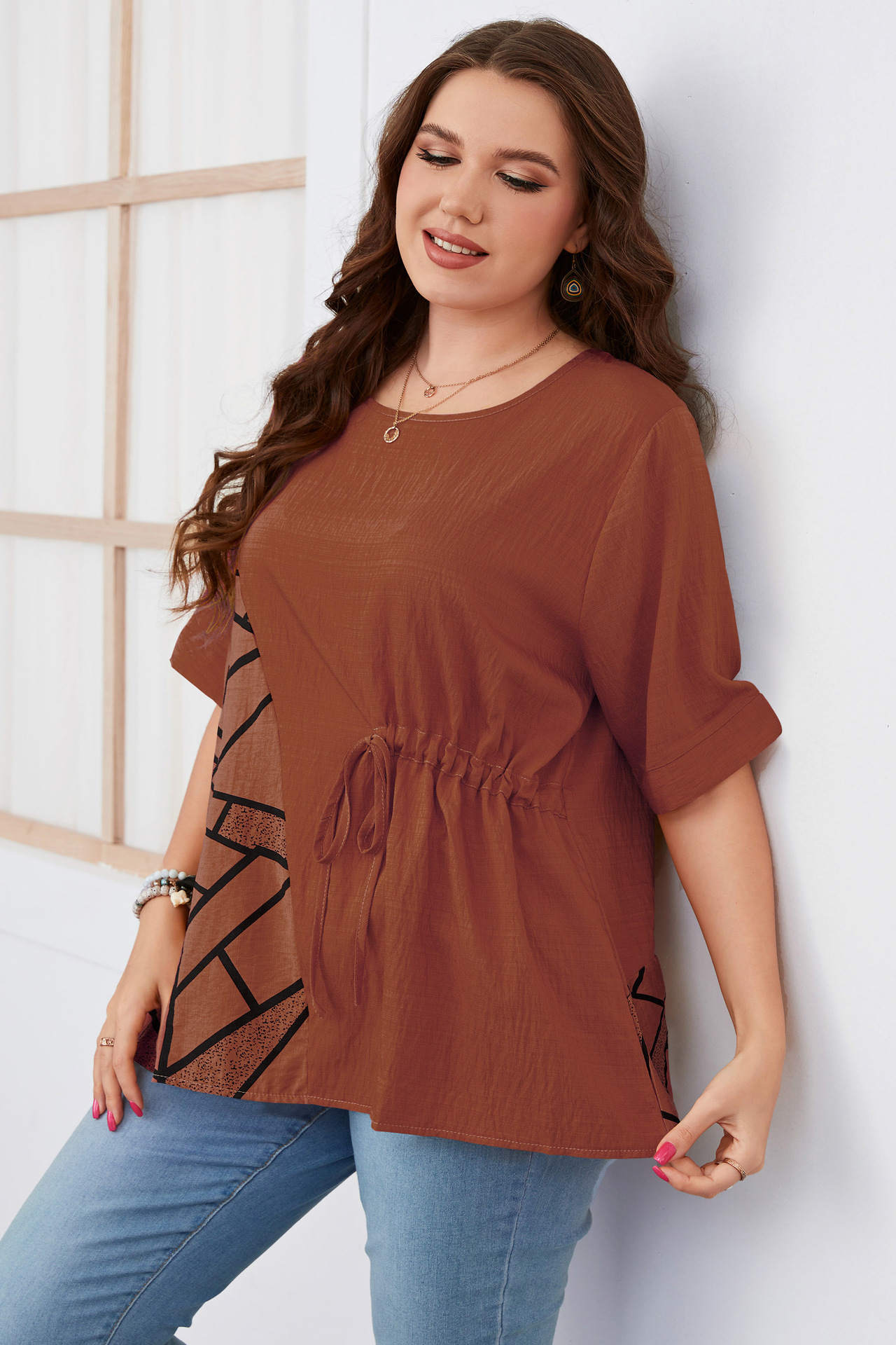 plus size women's clothing five-point short-sleeved round neck slim temperament commuting solid color plus size fat girl shirt_voghion.com