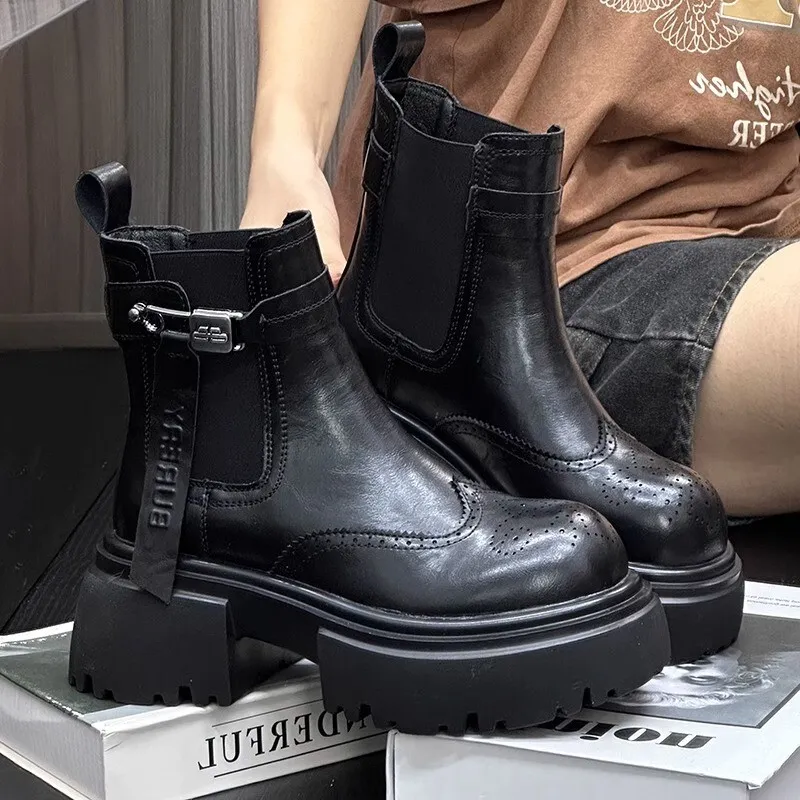 Bottes de neige à plateforme pour femmes, chaudes, en peluche, talons hauts, en cuir, tendance hiver 2025, chaussures décontractées, mode rétro Botas Mujer_voghion.com