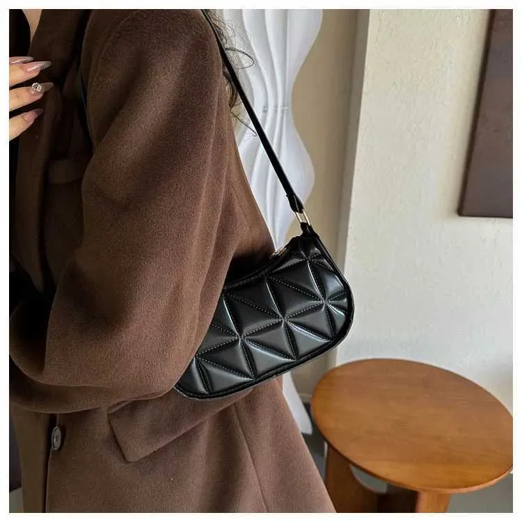 Vintage Women's Shoulder Bag And Crossbody Bag Elegant Design_voghion.com