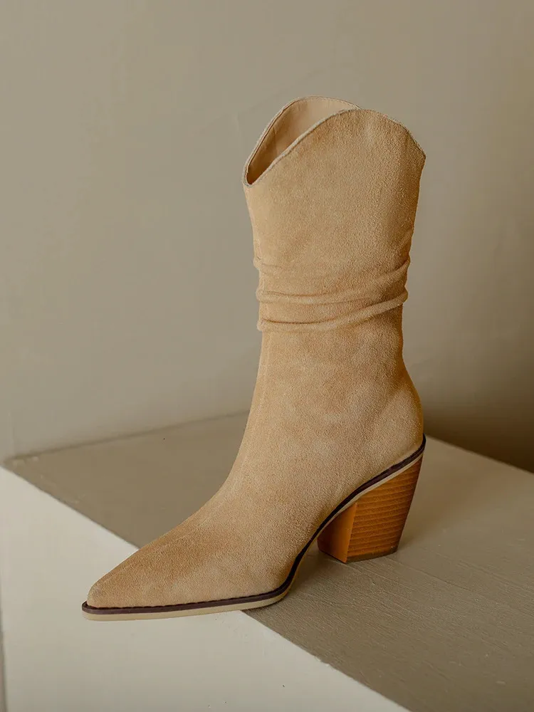 Women's Pleated Pointy Toe Slip-on Short Boots In Black And Camel_voghion.com