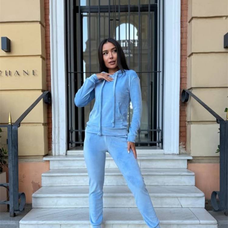 ​​"Women's Velvet Hoodie & Jogger Set - Long Sleeve Pullover With Drawstring Waist Pants (Black/Navy/Teal/Purple/Wine)_voghion.com