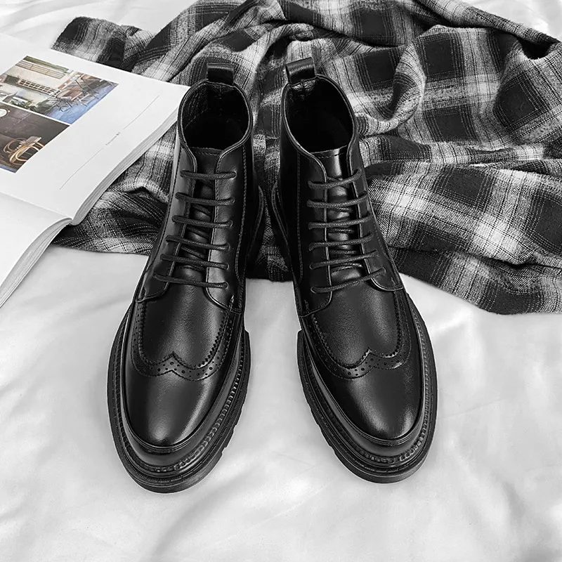 Britischer Stil Plateau Arbeitsschuhe Brogue Herren Stiefel Größe 38-44 2024_voghion.com