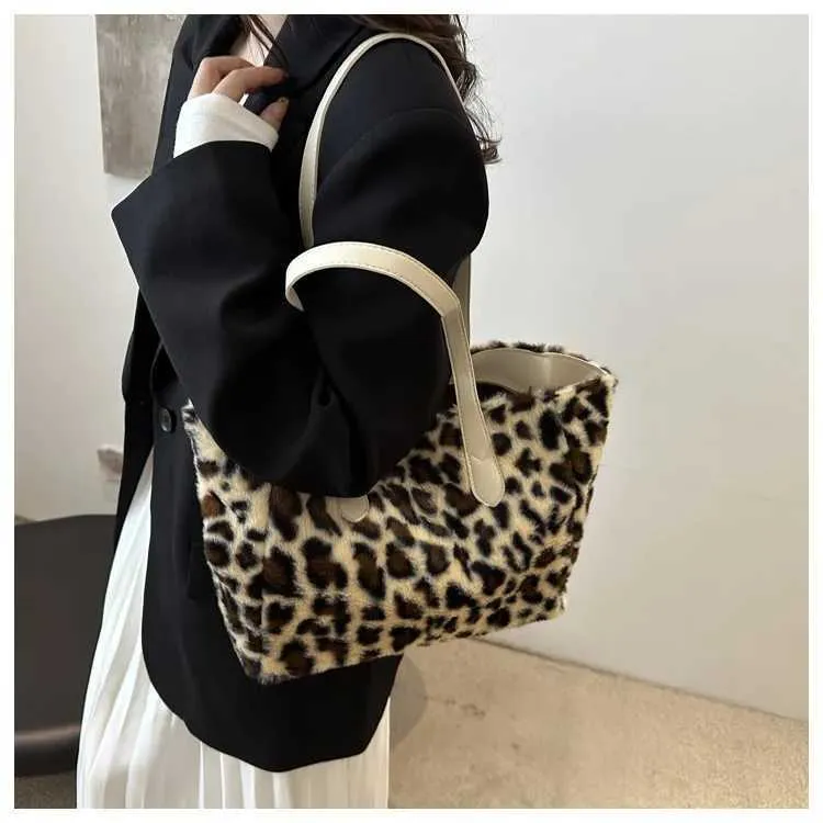 Sacs à main vintage à imprimé léopard pour femme, polyvalents, nouvelle collection hiver, texture pelucheuse, tempérament, généreux_voghion.com