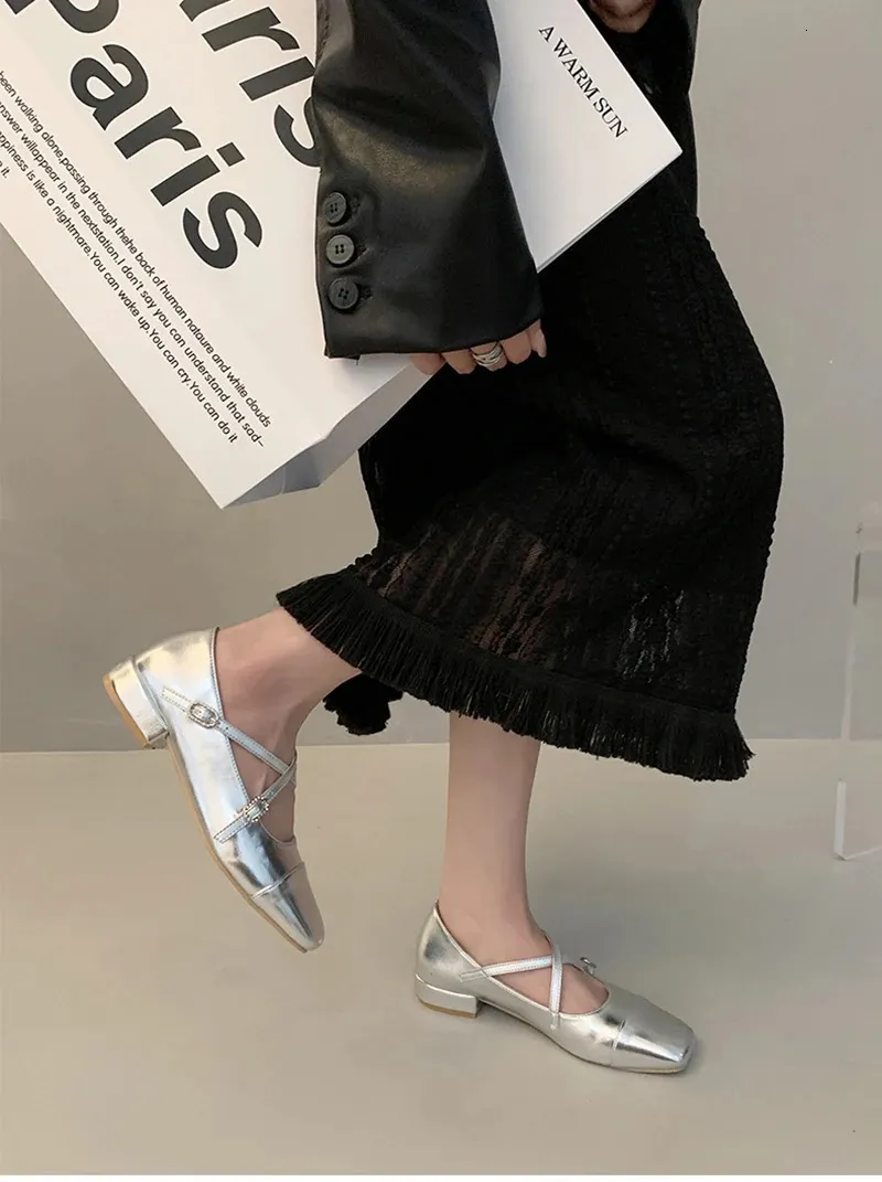 Sapatos femininos primavera outono, calçados da moda com fivela de cristal rasa, estilo de rua, para festa, Mary Jane, 240617_voghion.com