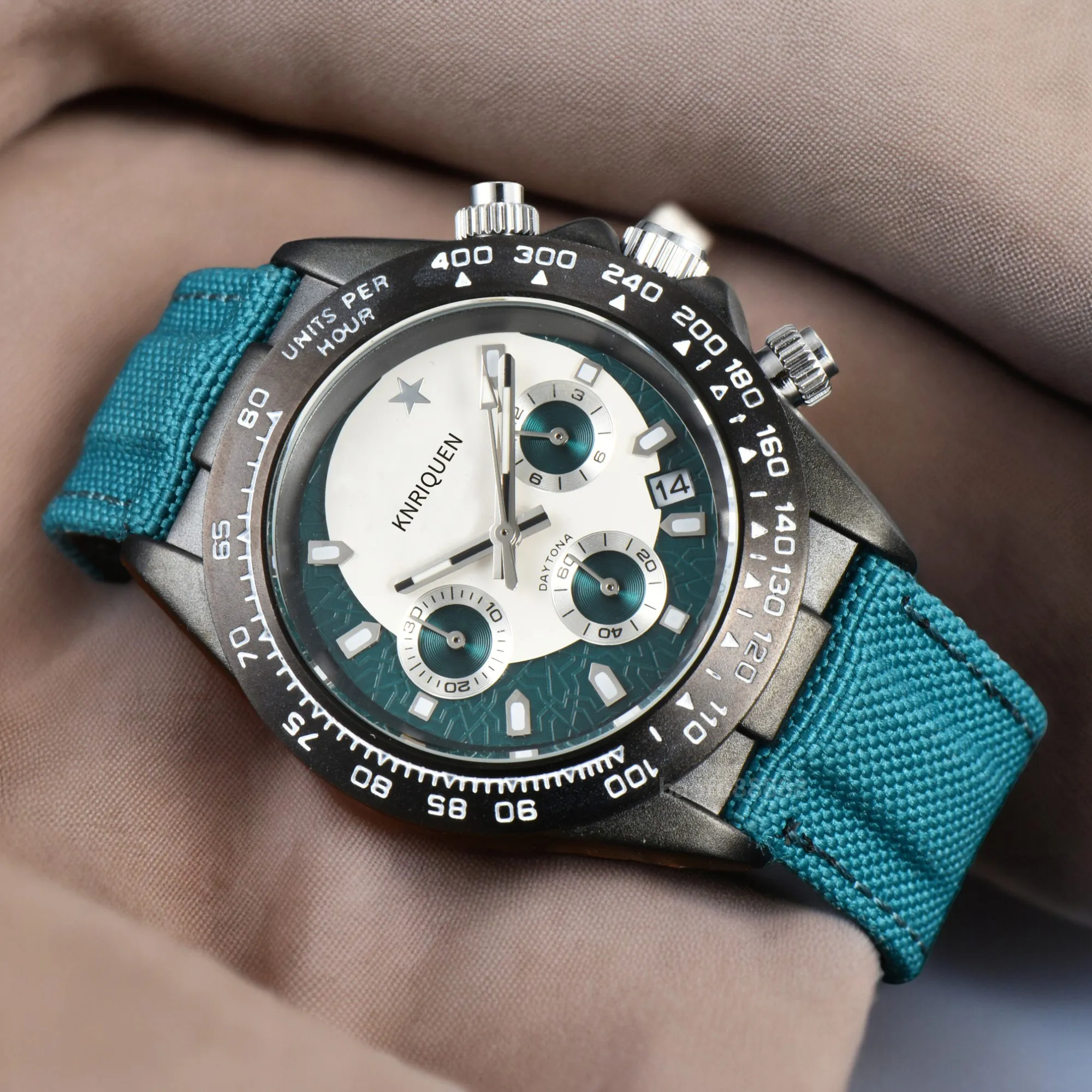2024 Héichqualitativ Luxus Top Härenuhren Quartz Zeiger Sweep-Funktioun Chronograph Deeglech Waasserdicht Automatesch Datum Hot Sale AAA Härenuhren_voghion.com
