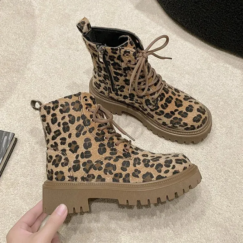 Womens Leopard Pattern Autumn/Winter Thick Bottom Lace Fashion Platform Comfortable Waterproond Anti Slip 42 Ankle Boots_voghion.com