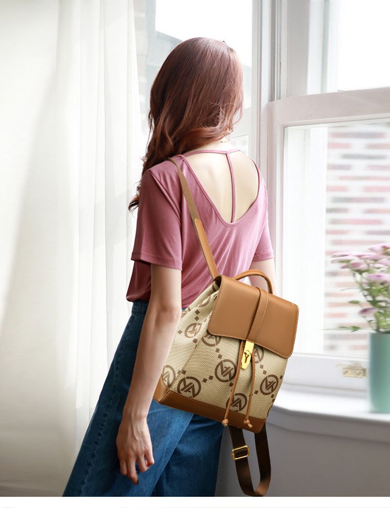 Women's 2023 autumn and winter new portable middle-aged mom fashionable all-match shoulder bag large capacity backpack_voghion.com