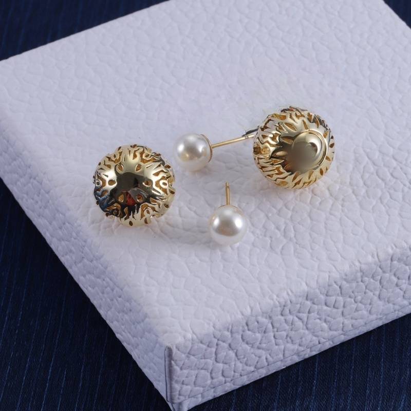 2025 Top Selling Women’s Classic Pearl Earrings Letter High Edition Earrings New Unique Earrings