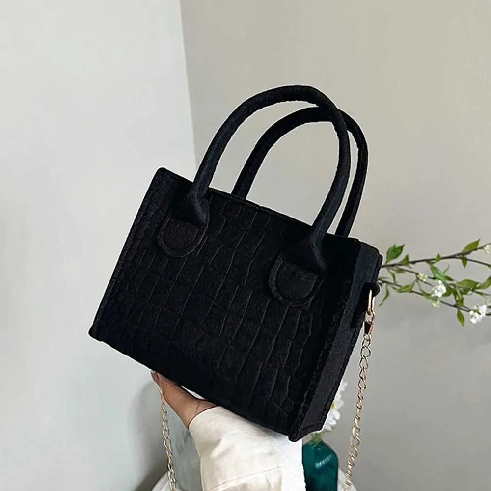 Damen Filz kleng véiereckeg populär Steenmodesch Textur Mini Kette Handtasche 2024 nei Damen Schëller Messenger Tasche Y241123_voghion.com