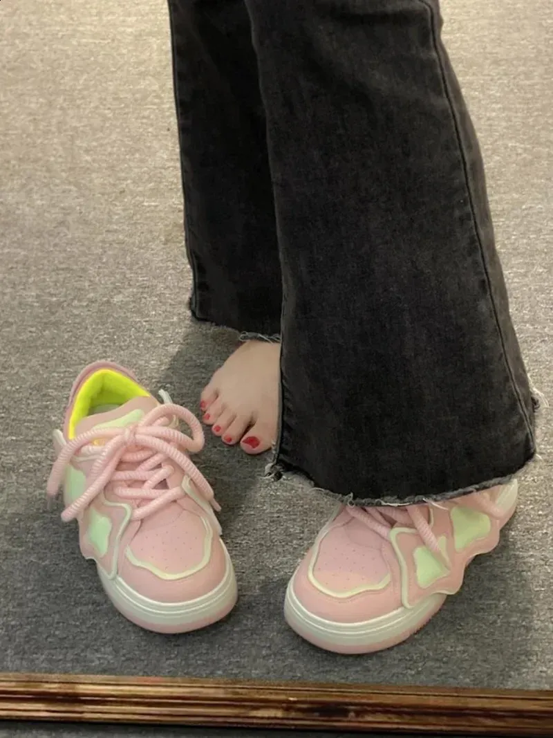 Pink Blue Platform Sneakers Women Kawaii Sports Shoes Casual Tennis Female Flats Vintage Chunky Footwear Korean Cute_voghion.com