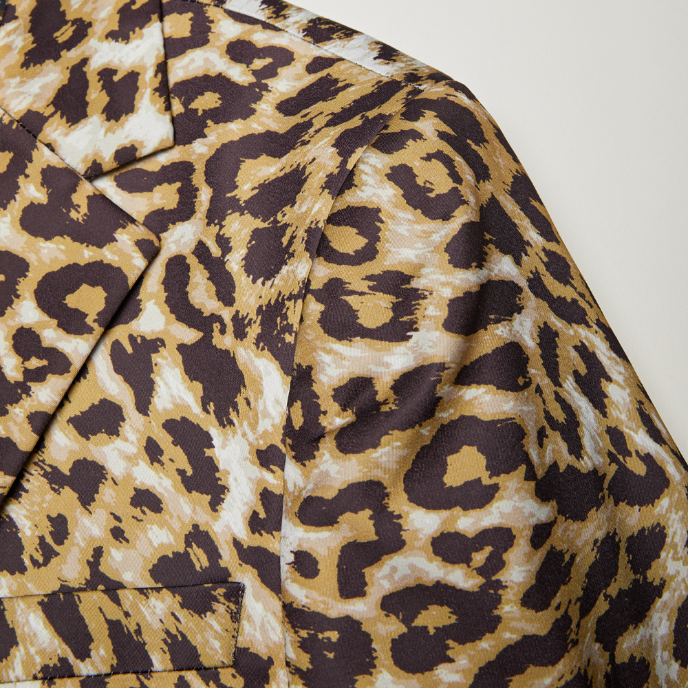 Vyriški drabužiaiNaujas vyriškas leopardo rašto kostiumasKorejietiškas plonas vienspalvis kostiumasLaikinas gėlėtas švarkasNaktinis klubasMC Vyrų mados šou_voghion.com