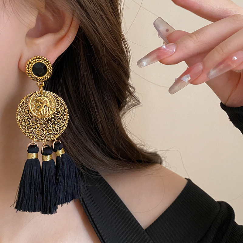 Aiguille d'argent, diamants médiévaux, boucles d'oreilles à pampilles élégantes en forme de figure cerclée, petites polyvalentes et boucles d'oreilles_voghion.com