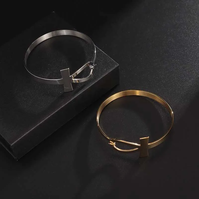 Bracciale rigido croce ankh donna acciaio inox gioiello religioso_voghion.com