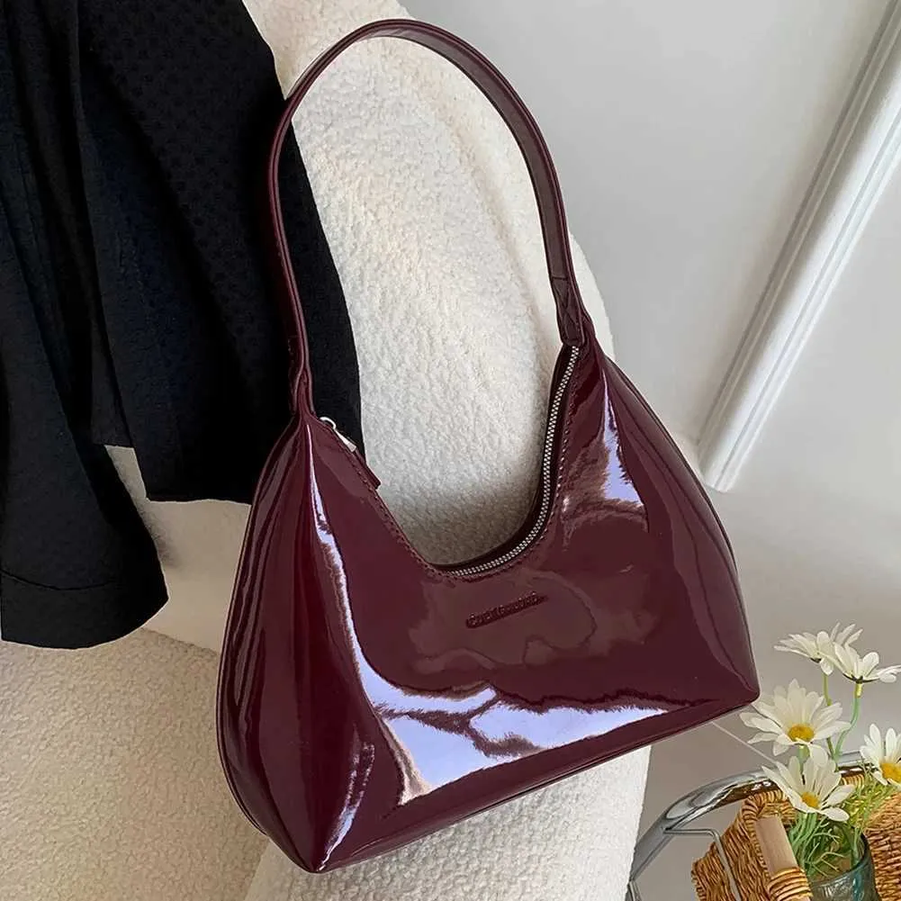 Wine Red Women's Crescent Shoulder Bag Fashion Pu Leather Handbag_voghion.com