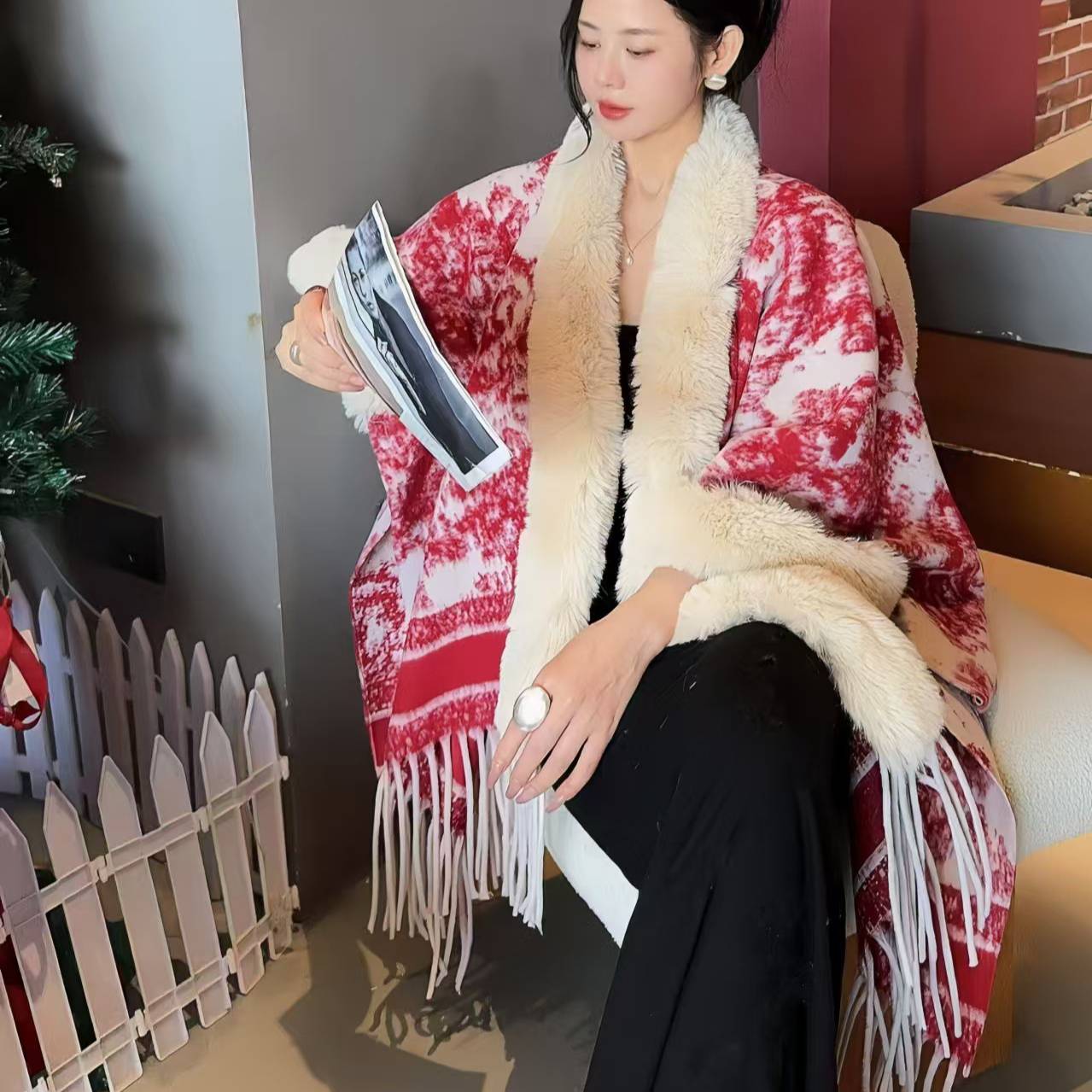 Women's Shawls Autumn And Winter Knitted New Cloak Shawl Women's Large Fur Collar Ink Painting High End Warm Cloak Dual Use Cardigan Jacket_voghion.com