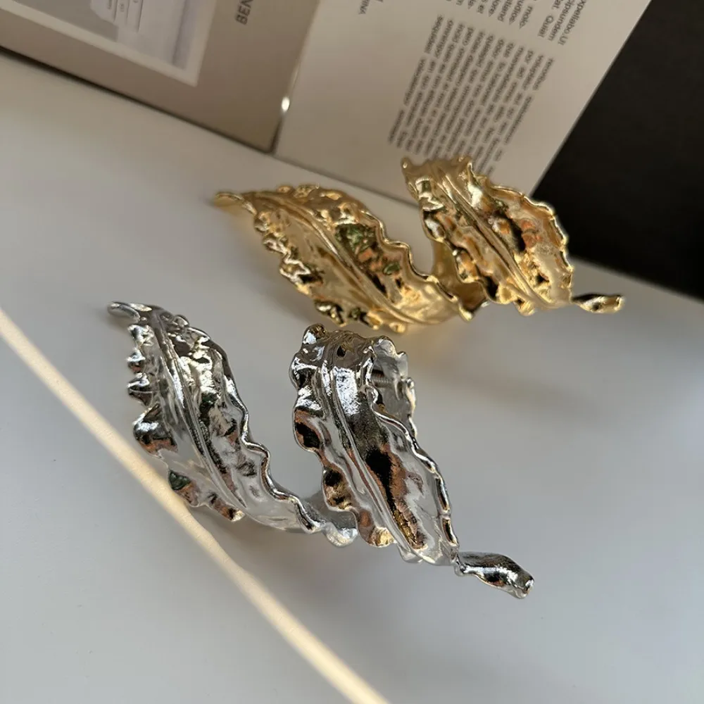 Chunky Leaf Bangle Bohemian Hip Hop Metal Bracelet For Women_voghion.com