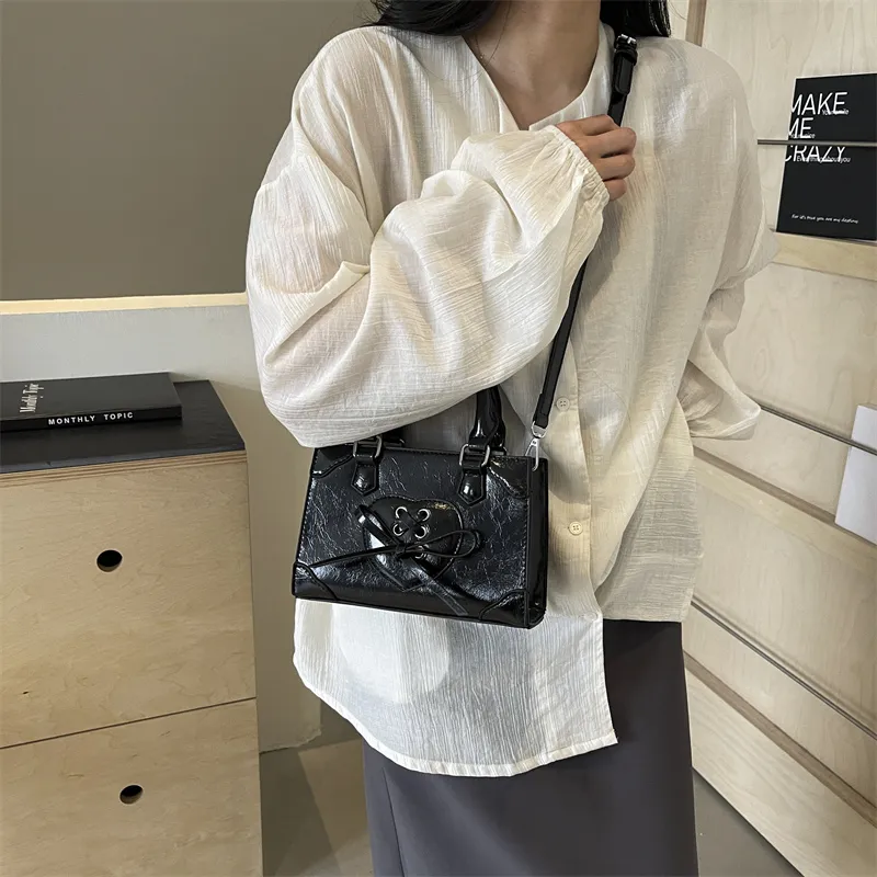 Umhängetaschen Mini Kleine Quadratische Tasche Tote Frauen Designer Handtaschen Vintage Bambus Griff Weibliche Elegante_voghion.com