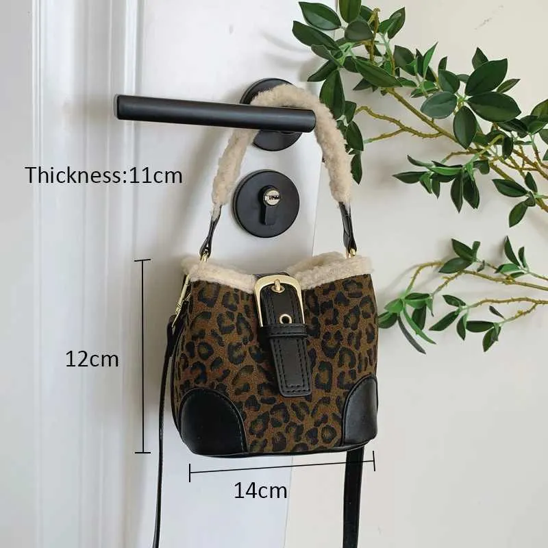 Sac seau vintage en daim léopard pour femme, mini-poignée en polaire d'agneau, tenue décontractée, polyvalent, en peluche_voghion.com