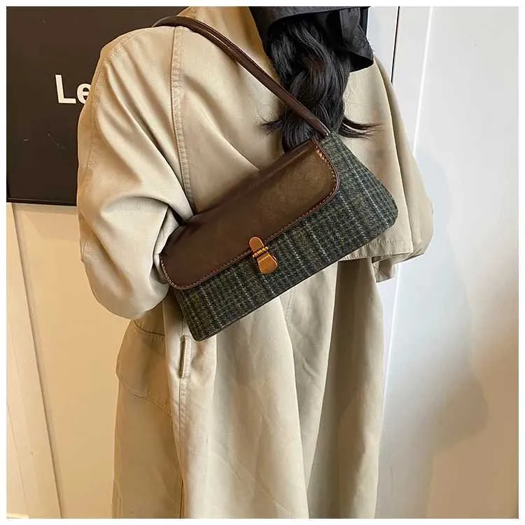 Shoulder Bag England Style Large Pu Flap Bag For Women Commute_voghion.com