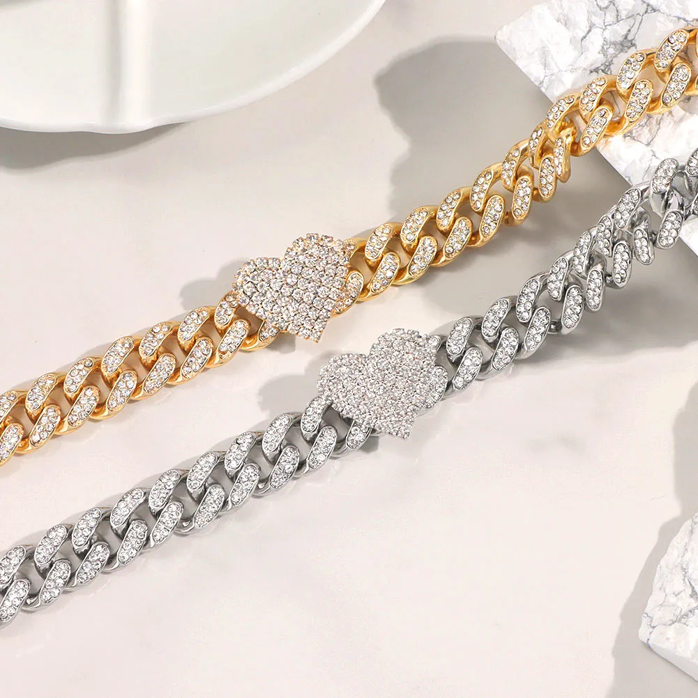 Colar choker cuban link iced out para mulher cor dourada com strass_voghion.com