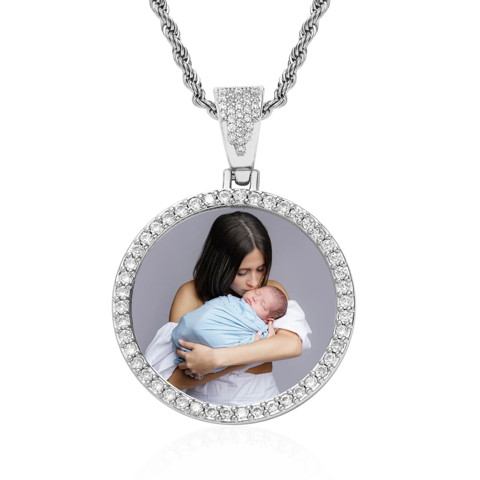 Collana con ciondolo Designer per donna uomo Medaglioni rotondi Foto personalizzata Nome Gioielli hip hop CZ inciso personalizzato_voghion.com