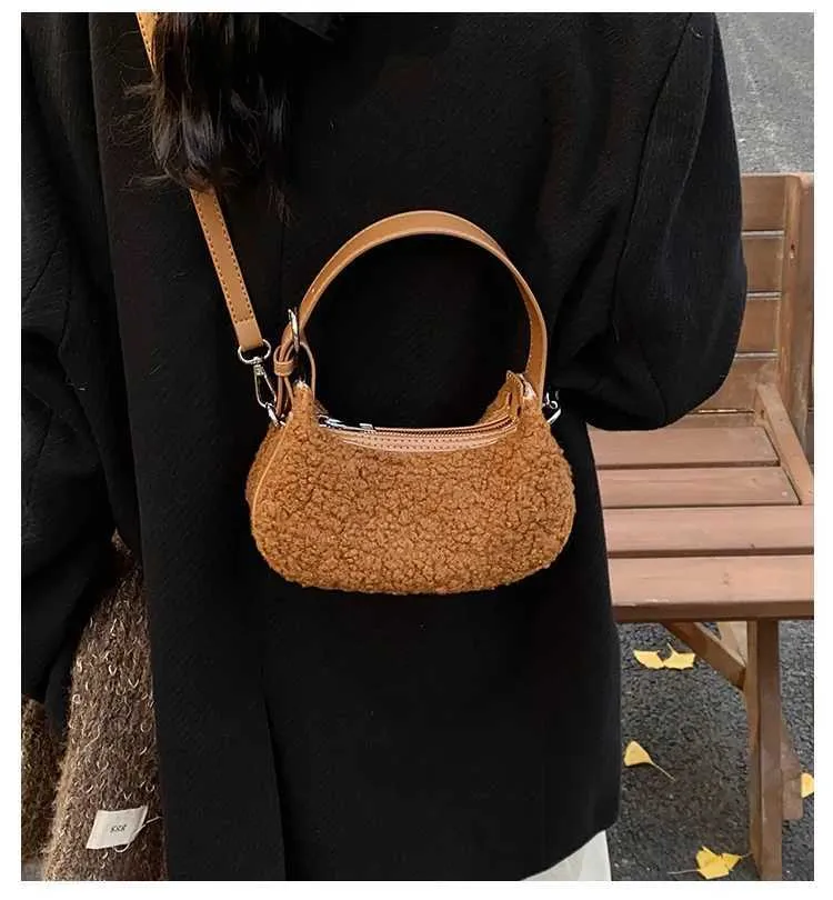 Women Fashion Lamb Fleece Mini Handbag Solid Soft Casual Crossbody Pack Female Versatile Leisute Cute Messenger Shoulder_voghion.com