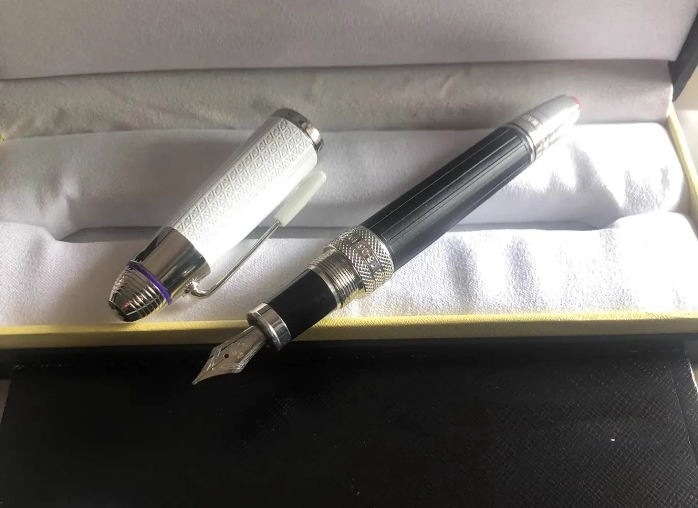 wholesale Famous Figures Series Jimmy Hendrix Signature Pen Ballpoint Pen Gel Pen Fountain Pen Heavy Weight Feeling_voghion.com