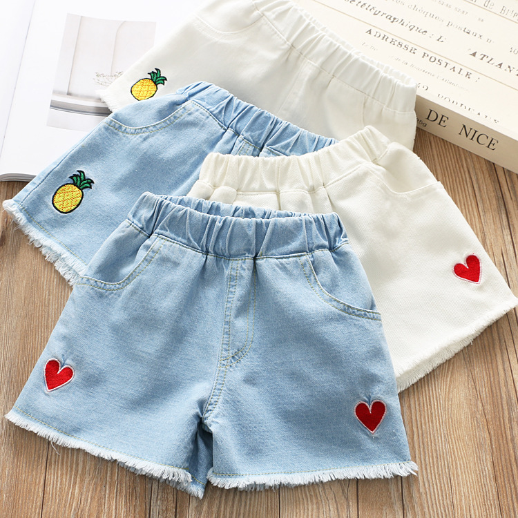 Mother & Kids Girls denim shorts summer 2024 new children's big children's stylish embroidered red heart pants outerwear pants Korean version_voghion.com