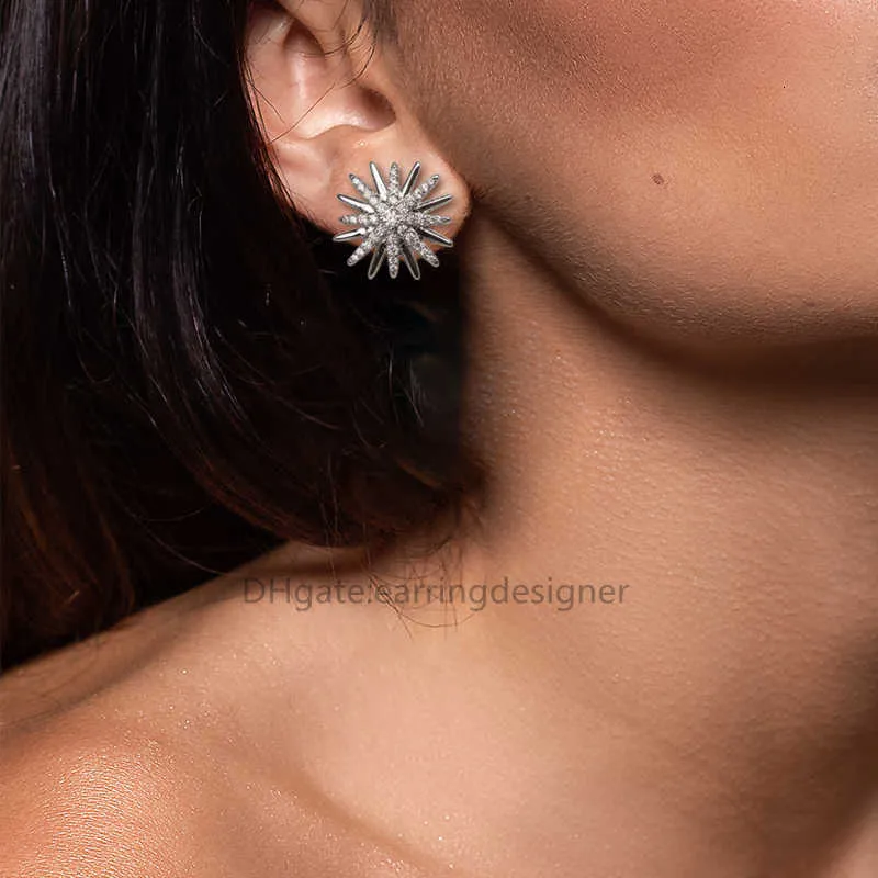 Suower Designer-Schmuckset für Frauen mit Zirkonia, weißvergoldetem Messing, Ohrstecker, personalisierter Ring und Halskette_voghion.com