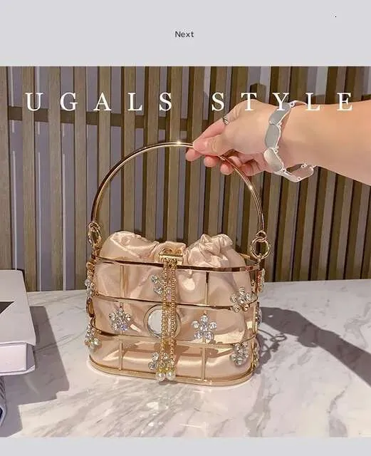 Moud Fraen Handtasche Hollow Out Metall Käfeg Glitter Glänzend Dias Owend Hochzäitsfeier Clutch Handtasche Schëllertasche Strooss_voghion.com