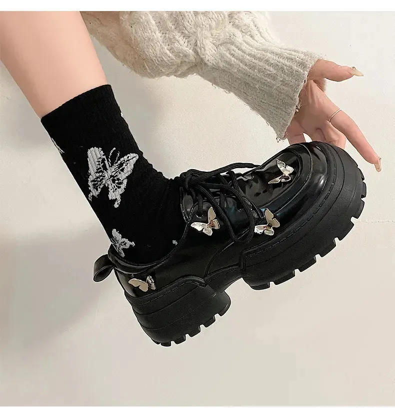 Scarpe Oxford con plateau e lacci stile Mary Jane a farfalla, stile Lolita, da donna, in pelle britannica, per studenti, stile Kawaii, 240625_voghion.com